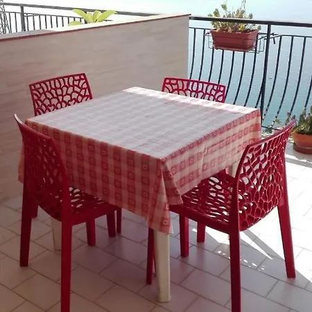 Elayon Seaview Apartament Letojanni